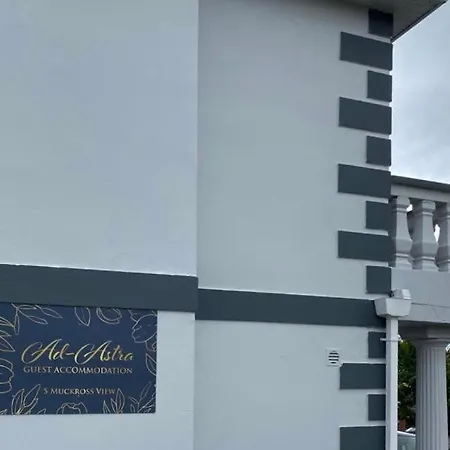 بيت ضيافة Ad Astra House *